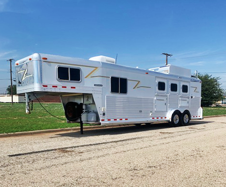 2005 3 Horse C&C Living Quarters Horse Trailer 2005 3 Horse C&C Living Quarters Horse Trailer
