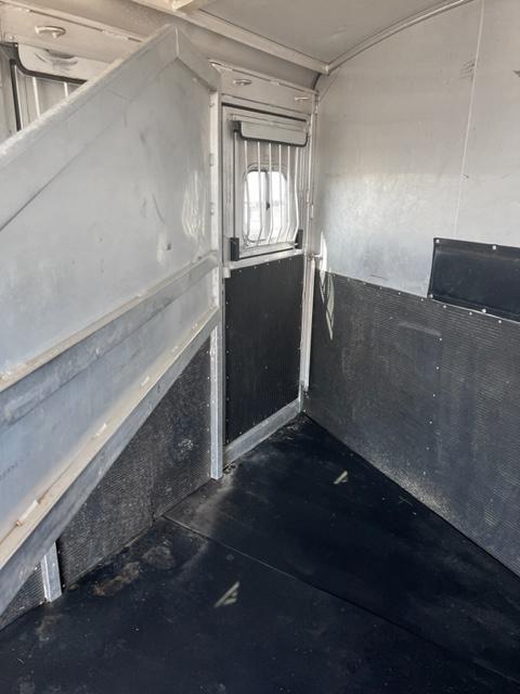 used Horse Trailers Elite Trailers  for sale, in Shallowater, TX Thumbnail 3
