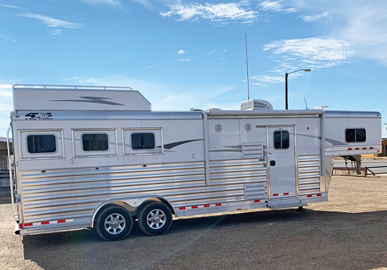 2019 4-Star 3 Horse Trailer 2019 4-Star 3 Horse Trailer