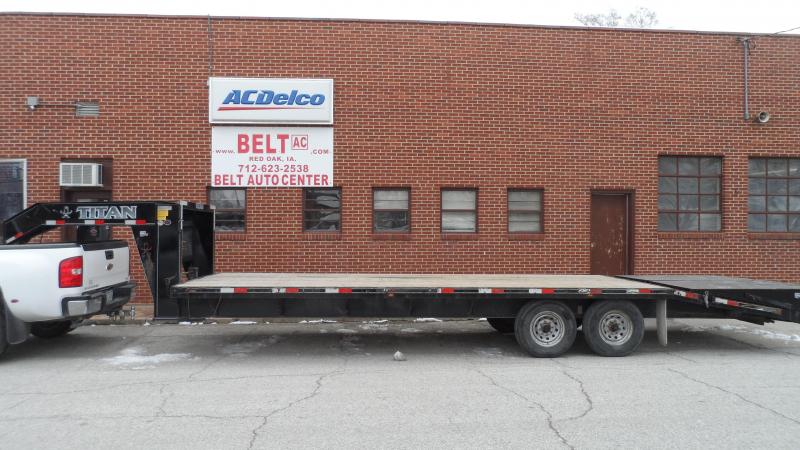 2017 Titan Trailers Super Deluxe 26ft Equipment Trailer 14k 2017 Titan Trailers Super Deluxe 26ft Equipment Trailer 14k