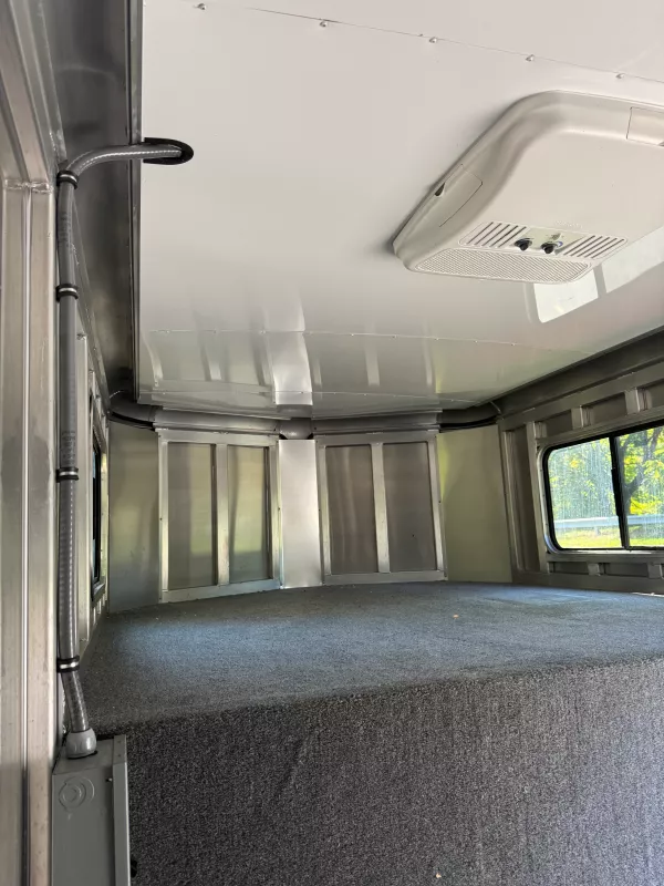 used Horse Trailers Shadow Trailers  for sale, in Ogdensburg, NJ Thumbnail 8