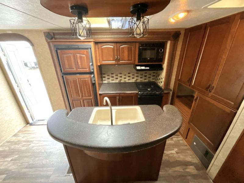 used Travel Trailers Prime Time Tracer for sale, in San Antonio, TX Thumbnail 9