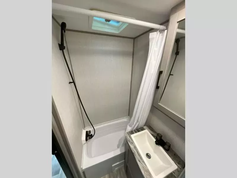 used Travel Trailers Dutchmen RV Kodiak Ultra-Lite for sale, in San Antonio, TX Thumbnail 23