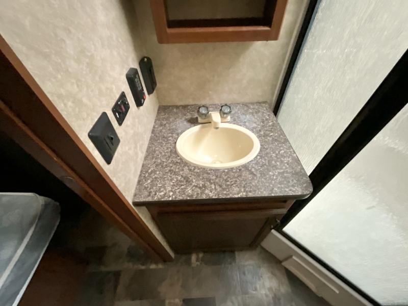 used Travel Trailers Prime Time Tracer for sale, in San Antonio, TX Thumbnail 25
