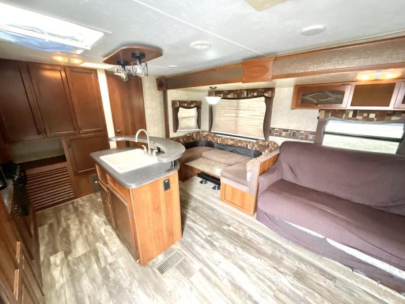 used Travel Trailers Prime Time Tracer for sale, in San Antonio, TX Thumbnail 6