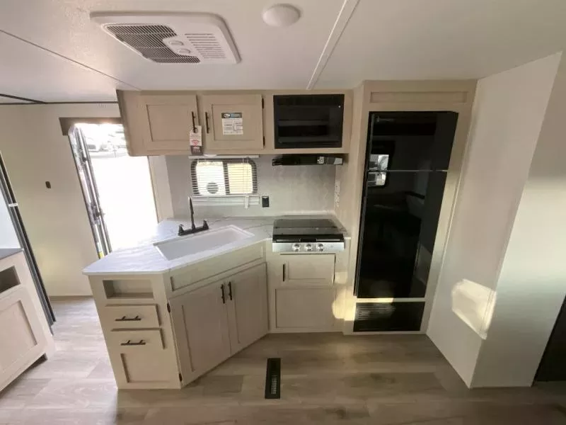 new Travel Trailers Shasta Shasta for sale, in San Antonio, TX Thumbnail 12