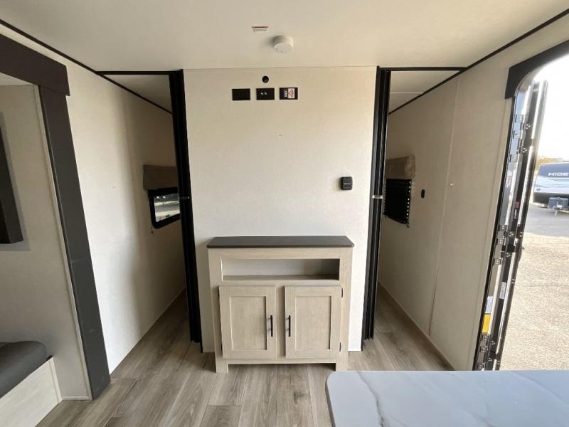 new Travel Trailers Forest River Shasta for sale, in San Antonio, TX Thumbnail 7