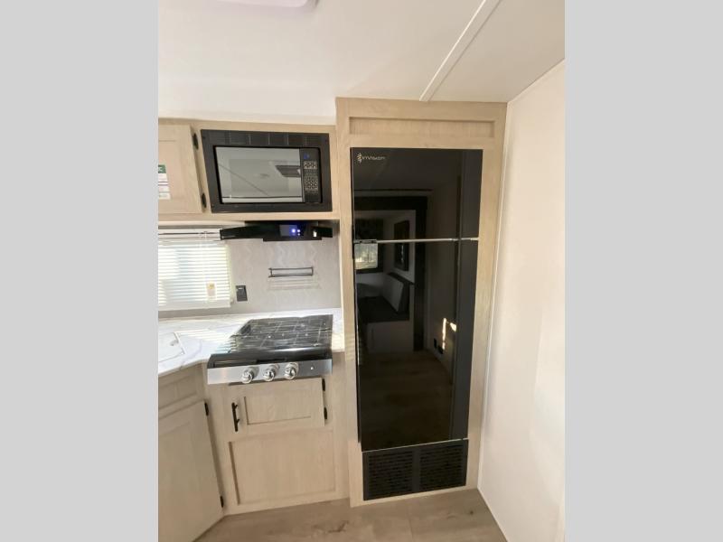 new Travel Trailers Forest River Shasta for sale, in San Antonio, TX Thumbnail 12