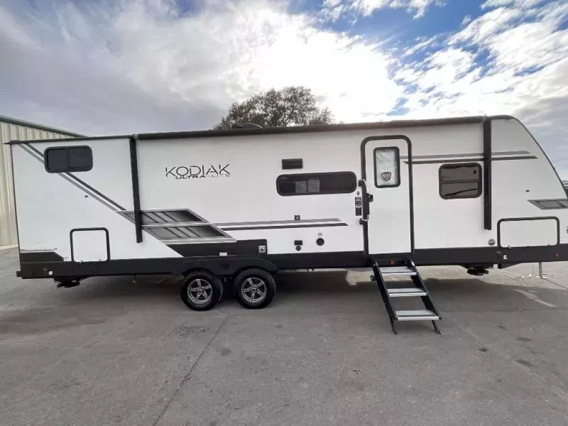 used Travel Trailers Dutchmen RV Kodiak Ultra-Lite for sale, in San Antonio, TX Thumbnail 3