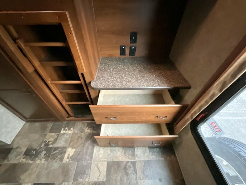 used Travel Trailers Prime Time Tracer for sale, in San Antonio, TX Thumbnail 19