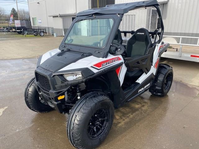 Like new 2019 Polaris RZR 900 Sport Side-by-Side Like new 2019 Polaris RZR 900 Sport Side-by-Side