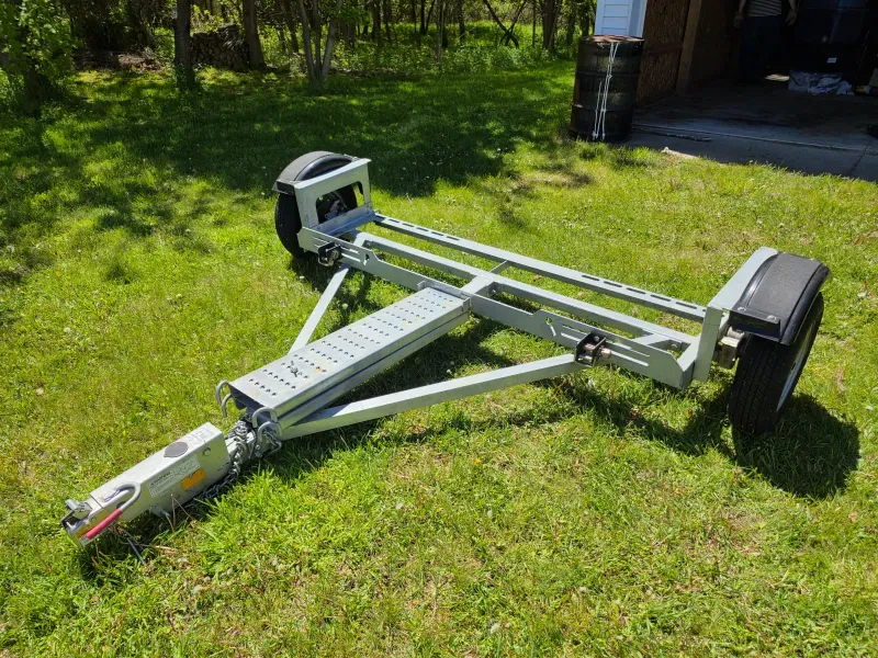 Car Tow Dolly – Like New