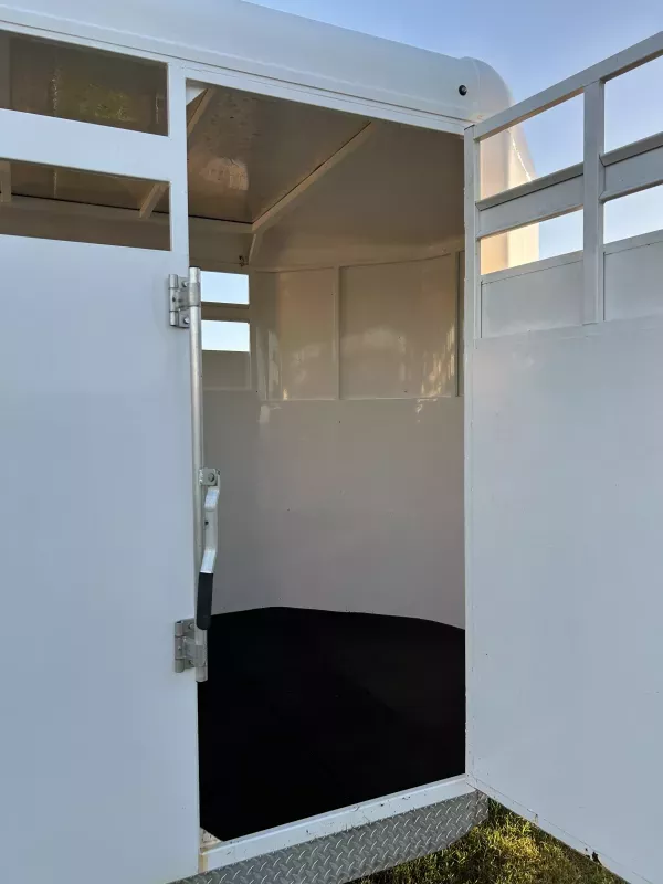 used Horse Trailers Trails West  for sale, in Buckeye, AZ Thumbnail 3