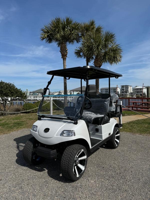 2024 Evolution Classic 4 Plus Golf Cart Lithium Journey Golf Carts