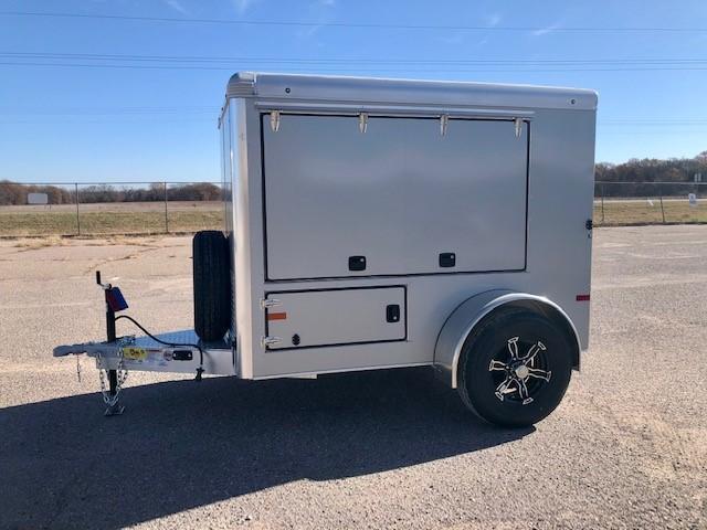 2022 Sundowner Farrier Bumperpull Trailer 2022 Sundowner Farrier Bumperpull Trailer