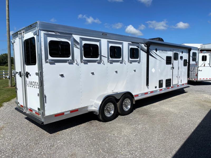 2023 Lakota Charger 411 Horse Trailer 2023 Lakota Charger 411 Horse Trailer