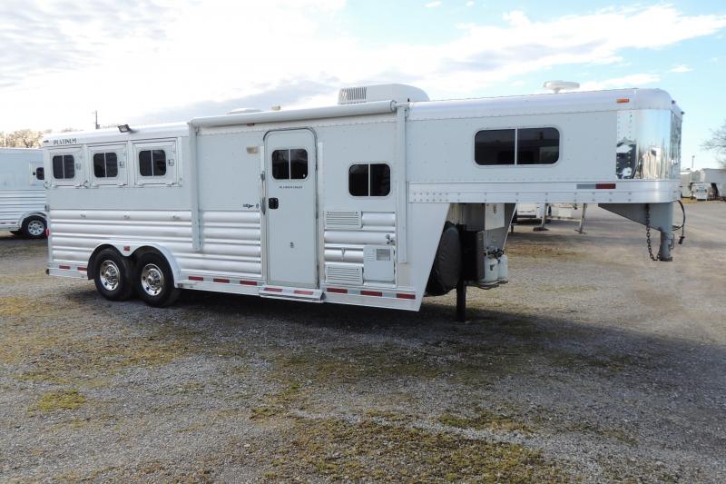 2012 Platinum Coach 8307 Outlaw LQ Horse Trailer 2012 Platinum Coach 8307 Outlaw LQ Horse Trailer