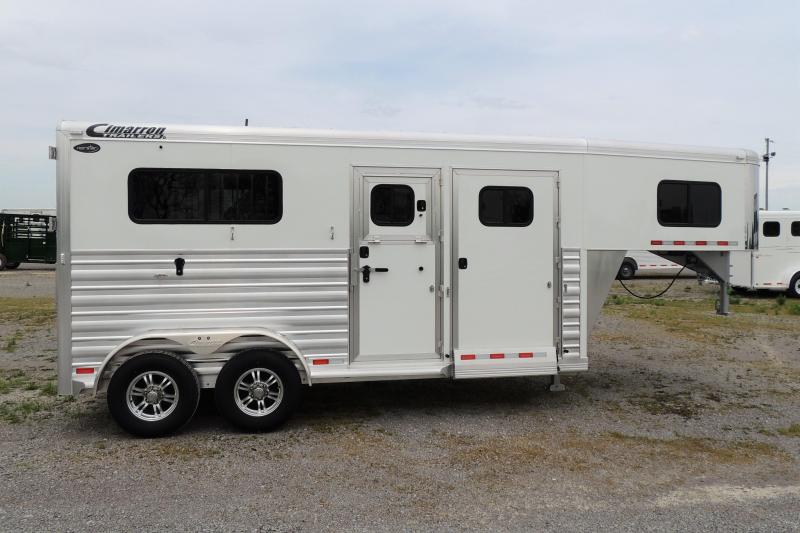 2021 Cimarron XL Straight Load 2 Horse GN Trailer 2021 Cimarron XL Straight Load 2 Horse GN Trailer