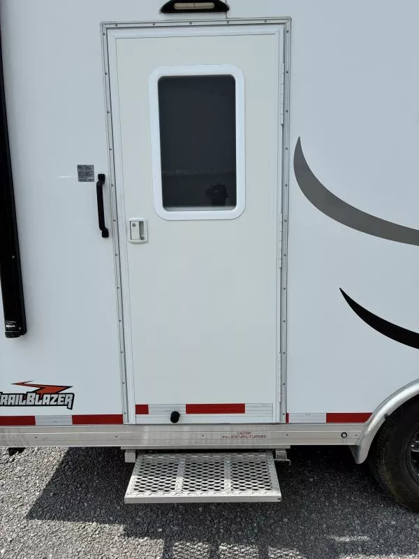 used Travel Trailers Sundowner Trailers  for sale, in Shelbyville, TN Thumbnail 12
