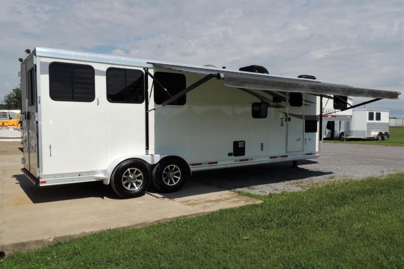 2018 Lakota 311 Charger w/ Slide Horse Trailer 2018 Lakota 311 Charger w/ Slide Horse Trailer