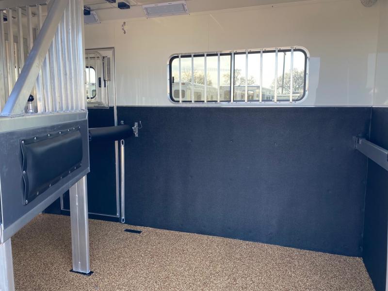 new Horse Trailers Cimarron Trailers  for sale, in Shelbyville, TN Thumbnail 17