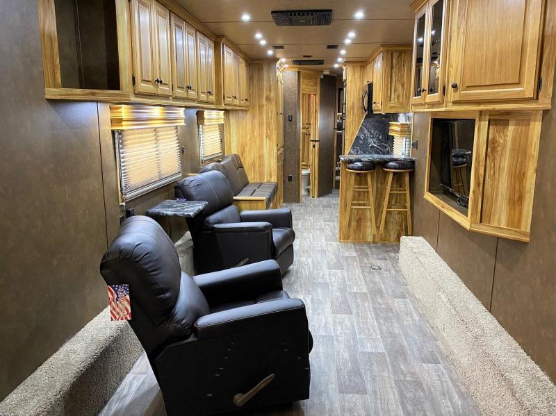 2023 Sundowner 3986OM - 42' Toy Hauler 2023 Sundowner 3986OM - 42' Toy Hauler