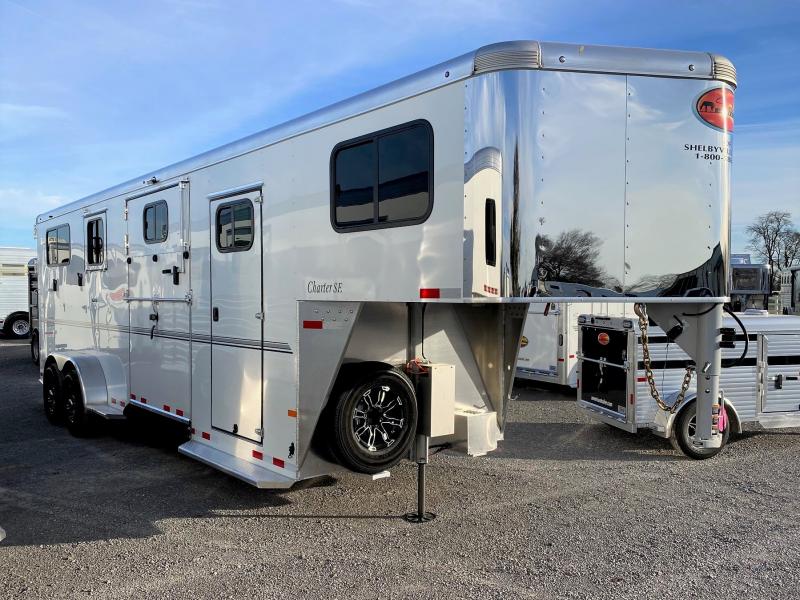 2023 Sundowner Trailers Charter TR SE 2+1 Horse Trailer 2023 Sundowner Trailers Charter TR SE 2+1 Horse Trailer