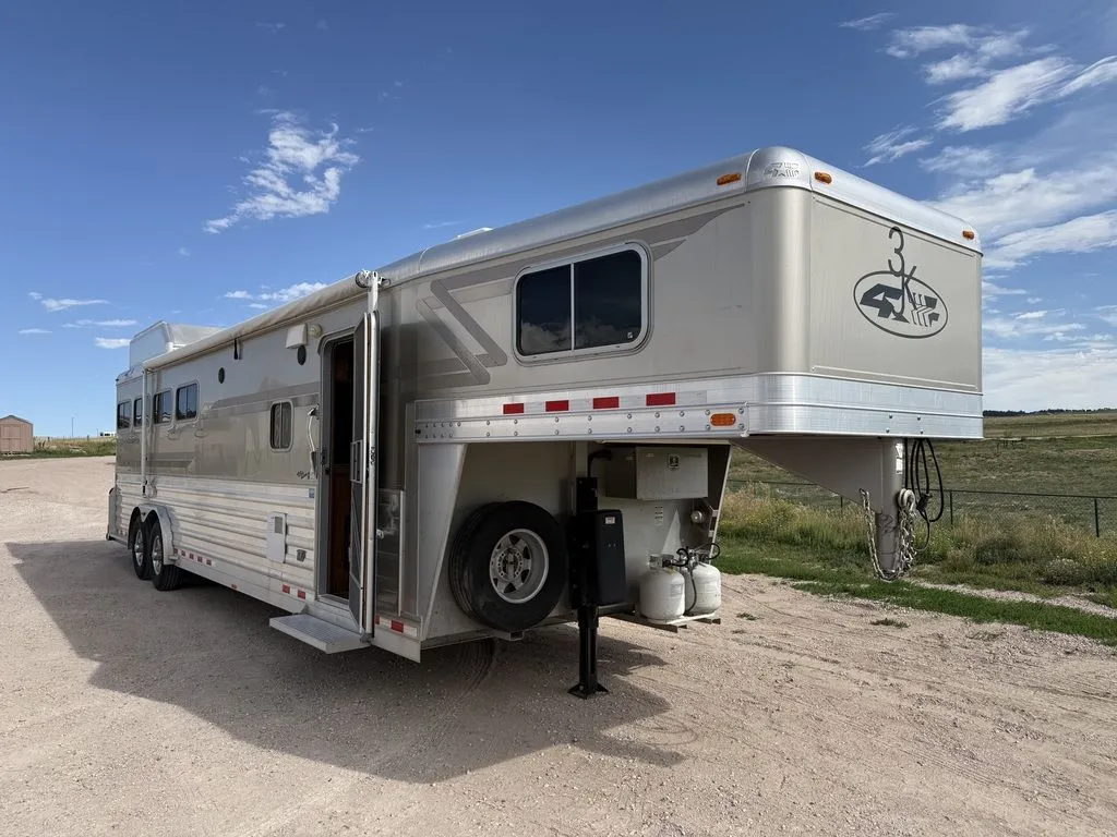 used Horse Trailers 4-Star Trailers  for sale, in Kiowa, CO image-0