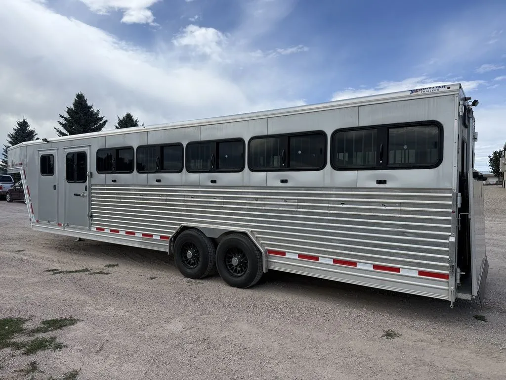 used Stock / Stock Combo Trailers Frontier Boats  for sale, in Kiowa, CO Thumbnail 2