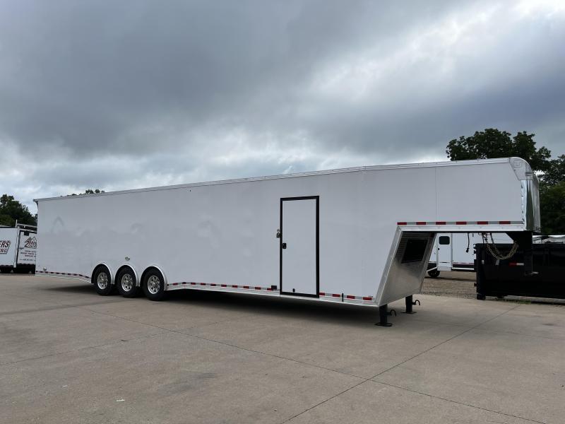 2022 United Trailers 8.5X44 Gooseneck Enclosed Cargo Trailer 2022 United Trailers 8.5X44 Gooseneck Enclosed Cargo Trailer