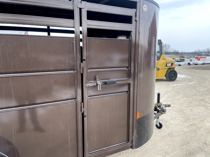 new Stock / Stock Combo Trailers Delta Manufacturing  for sale, in West Salem, WI Thumbnail 9