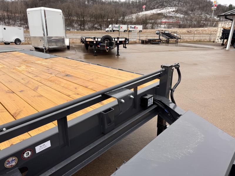 new Equipment / Flatbed Trailers Lamar Trailers  for sale, in West Salem, WI Thumbnail 12