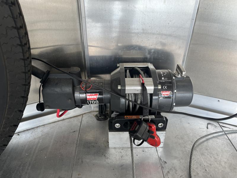 used Cargo (Enclosed) Trailers Featherlite  for sale, in West Salem, WI Thumbnail 12