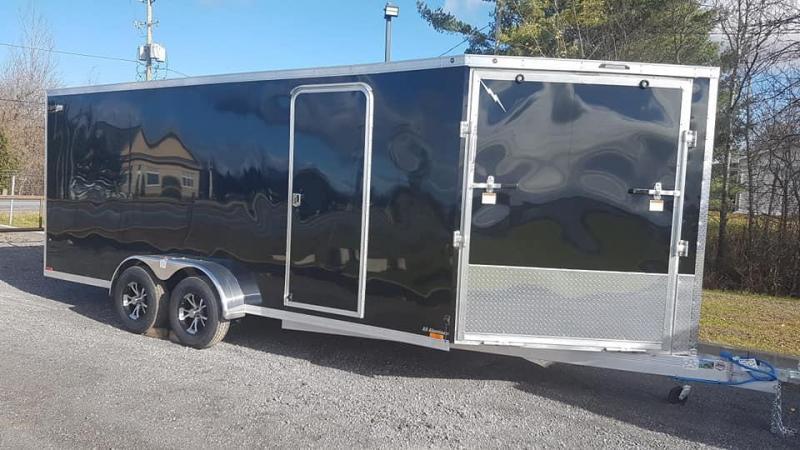 2022 Lightning Trailers 7'x23' Inline Snowmobile Trailer 2022 Lightning Trailers 7'x23' Inline Snowmobile Trailer