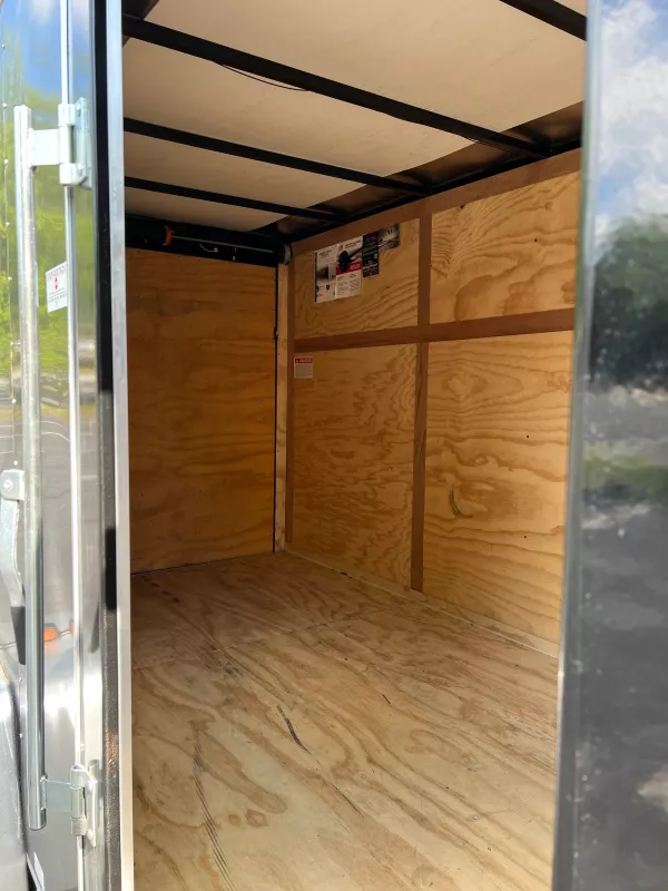 used Cargo (Enclosed) Trailers Interstate 1 Trailers  for sale, in Alexandria, VA Thumbnail 9