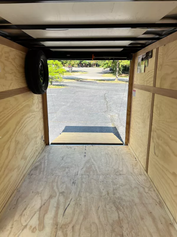 used Cargo (Enclosed) Trailers Interstate 1 Trailers  for sale, in Alexandria, VA Thumbnail 6