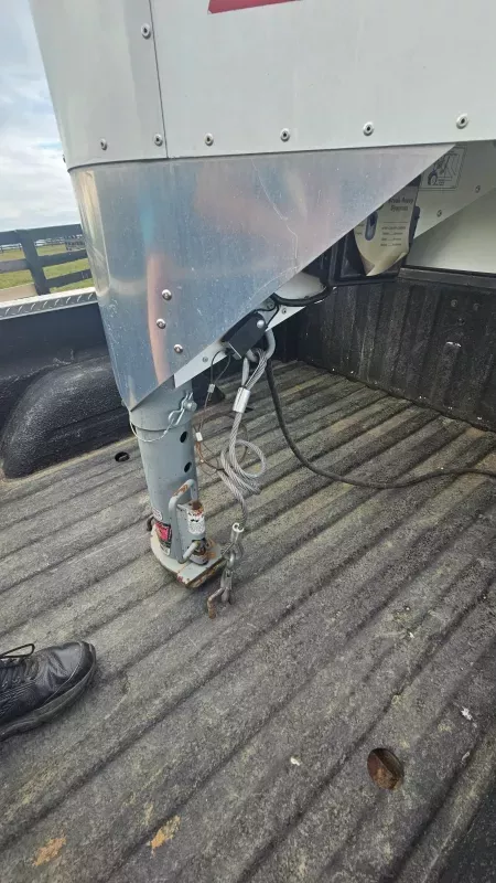 used Horse Trailers Gore Trailers  for sale, in Paris, KY Thumbnail 8