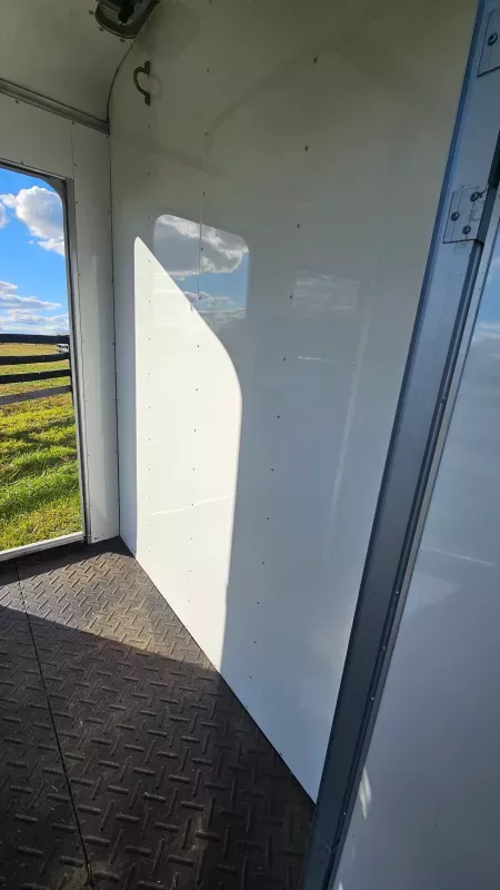used Horse Trailers Gore Trailers  for sale, in Paris, KY Thumbnail 14