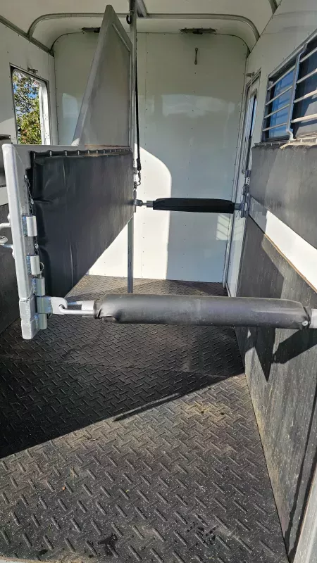 used Horse Trailers Gore Trailers  for sale, in Paris, KY Thumbnail 11
