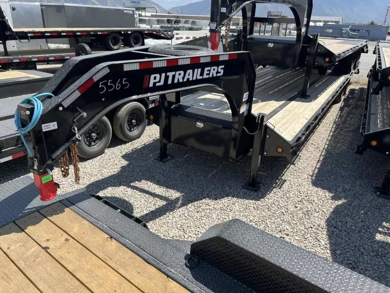 PJ Trailers 8.5x35 Low-Pro Flatdeck With Duals (LD) Flatbed Trailer