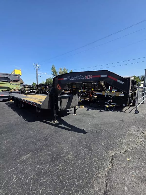 2026 RawMaxx 24' GN FDXD 20K Flatbed Trailer