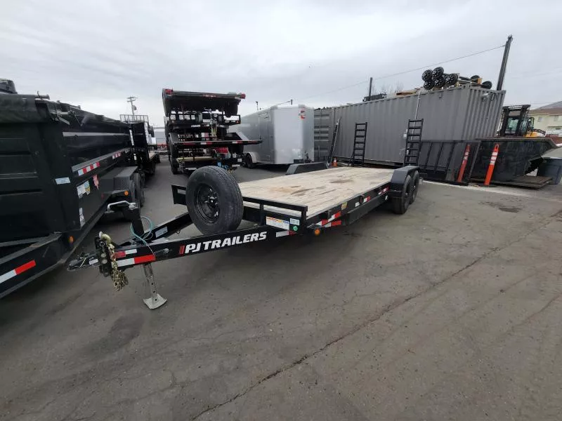 USED 2025 PJ Trailers 22' CD Equipment Flatbed Trailer