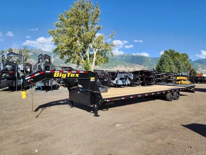 Big Tex Trailers 8.5X33 15.9K GOOSENECK SINGLE WHEEL Flatbed Trailer