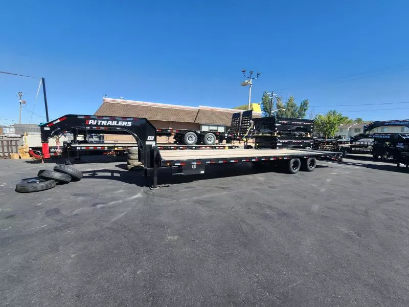 2026 PJ Trailers 32' LD 25K WHD Gooseneck Flatbed Trailer
