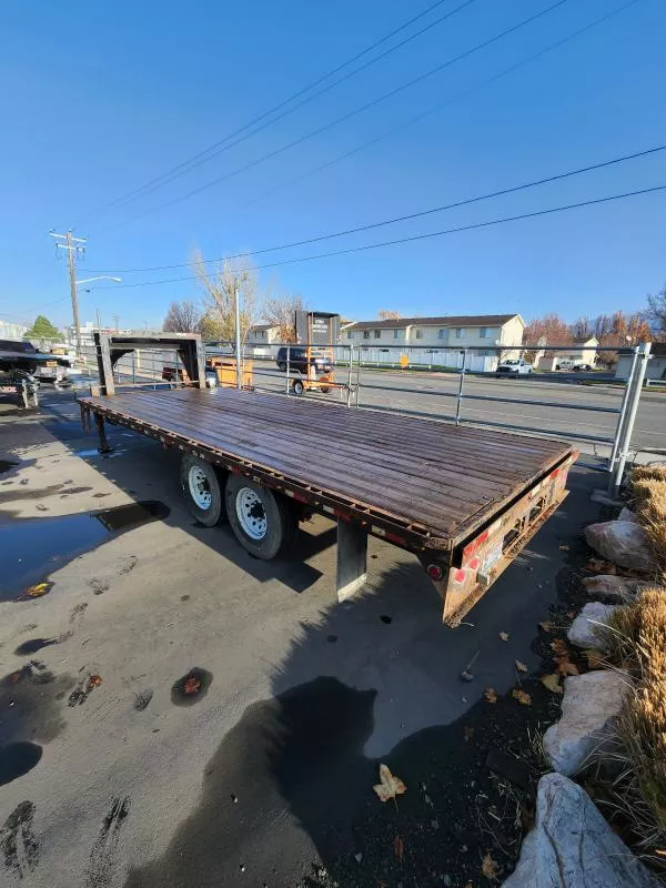 used Equipment / Flatbed Trailers Big Bubba's Trailers  for sale, in Layton, UT Thumbnail 6