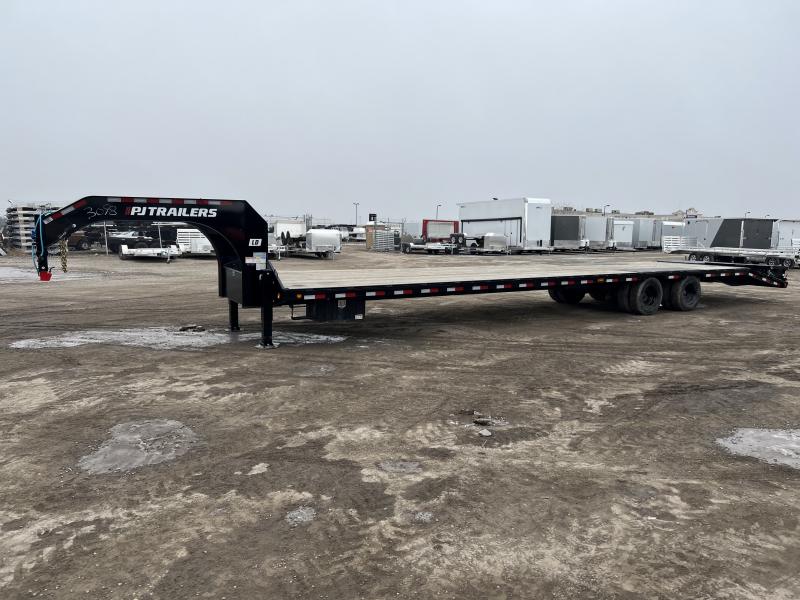 PJ Trailers 8.5X32 24K LD LOWPRO FLATDECK WITH DUALS Flatbed Trailer
