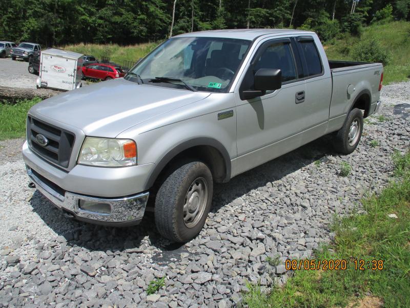 2004 Ford F150 STX 4X4 Truck 2004 Ford F150 STX 4X4 Truck