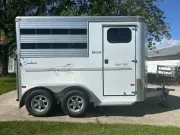 used Horse Trailers Sundowner Trailers  for sale, in Adrian, MI Thumbnail 3