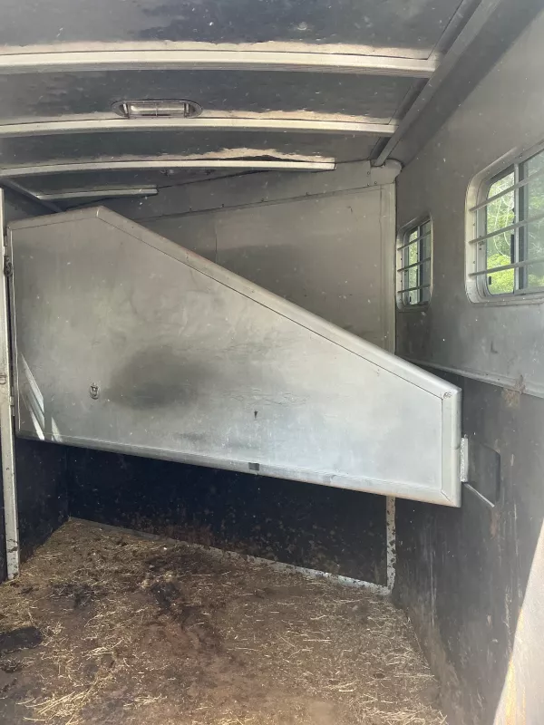 used Horse Trailers Exiss Trailers  for sale, in Hutchinson, KS Thumbnail 4