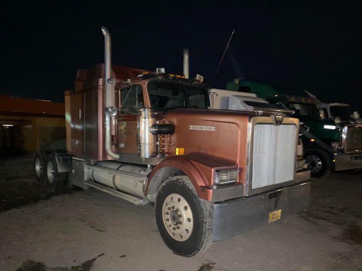 1998 Western Star 4800 SB Vocational 1998 Western Star 4800 SB Vocational